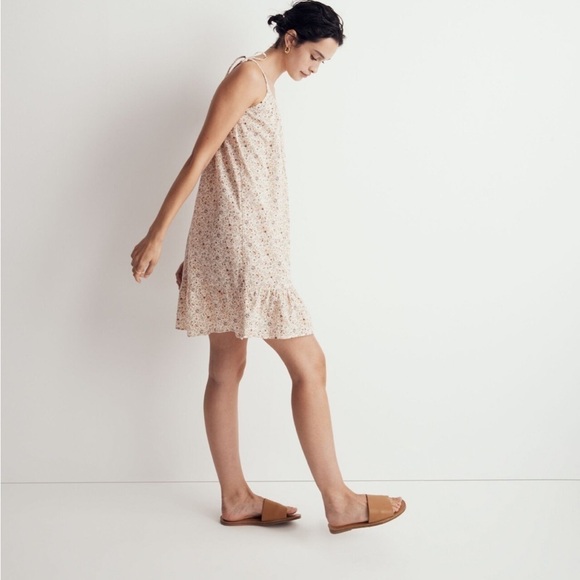 Madewell Crinkle Tie-Strap Ruffle-Hem Cover-Up Dress in Florentine Floral NF583 - Picture 2 of 8